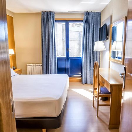 וילאגרסיה דה ארוסה Hotel Alda Castelao מראה חיצוני תמונה