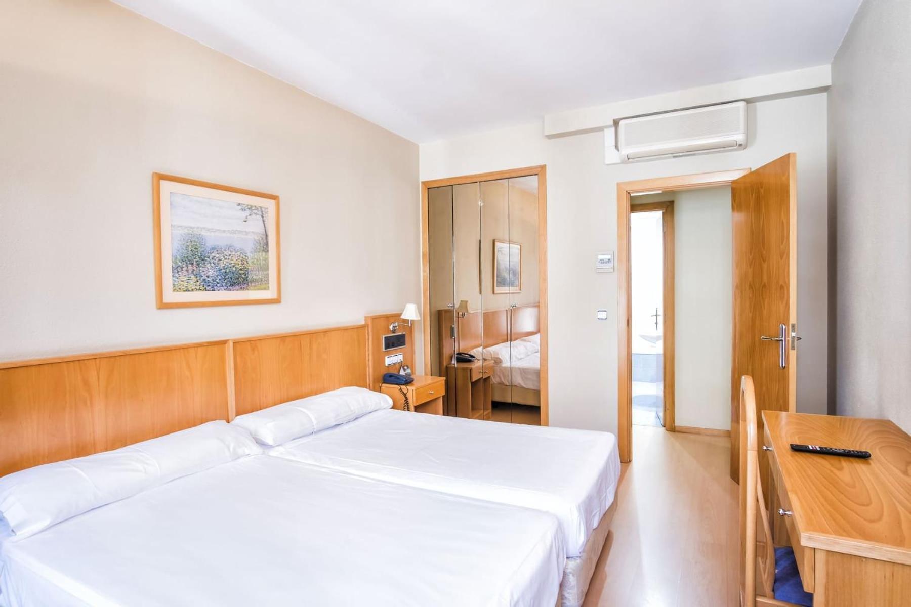 וילאגרסיה דה ארוסה Hotel Alda Castelao מראה חיצוני תמונה