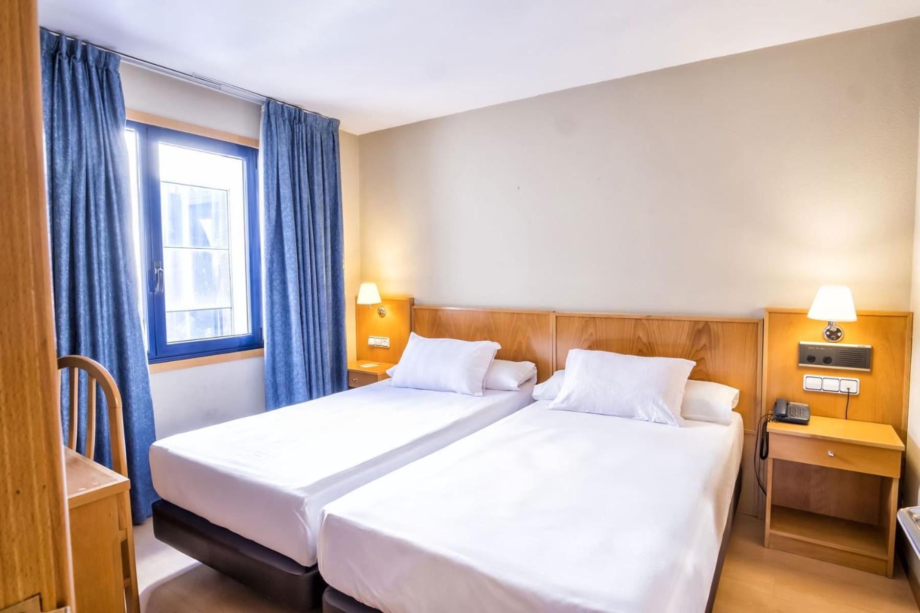 וילאגרסיה דה ארוסה Hotel Alda Castelao מראה חיצוני תמונה