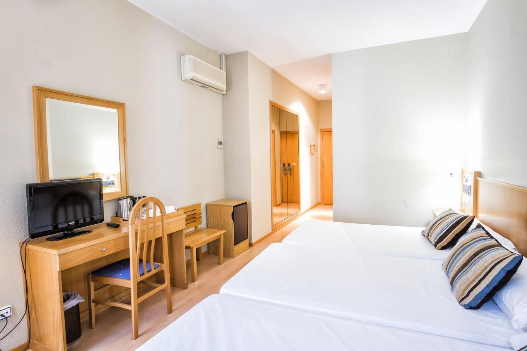 וילאגרסיה דה ארוסה Hotel Alda Castelao מראה חיצוני תמונה